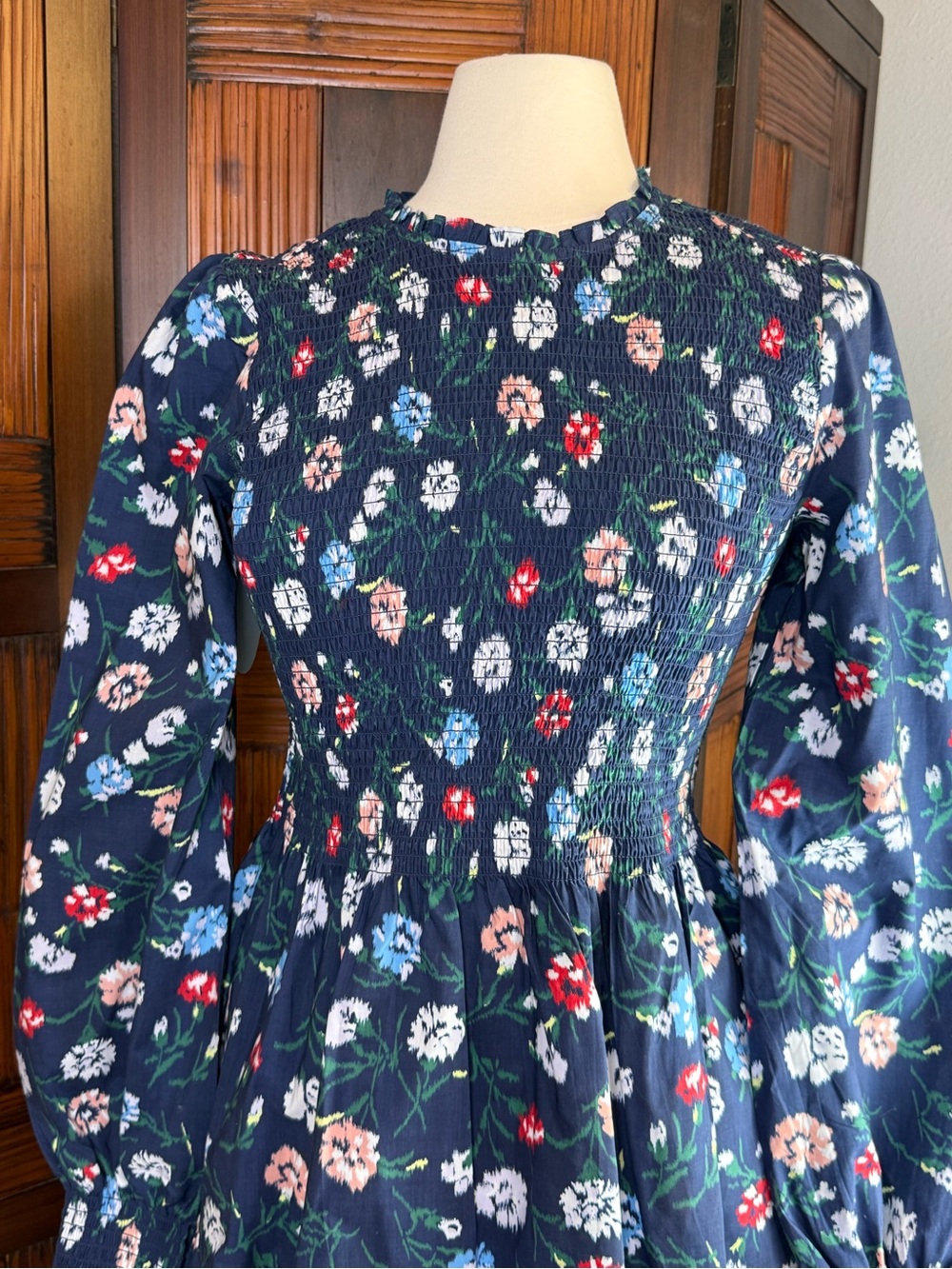 Hill House Home The Viviana Mini Nap Dress Navy Floral Ikat Smocked S NWT - Picture 3 of 13